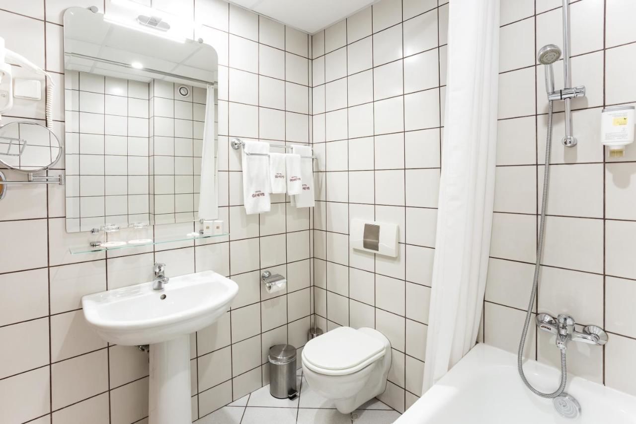 Отель Geneva Hotel София