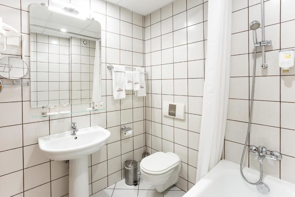Отель Geneva Hotel София