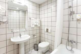 Отель Geneva Hotel София Полулюкс-31