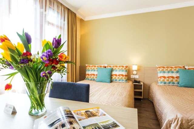 Отель Geneva Hotel София-12